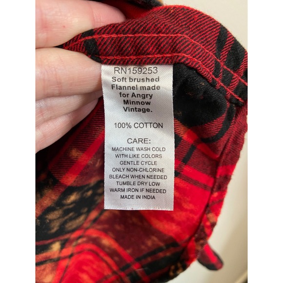 Angry Minnow Vintage Bleached Flannel Shirt Red Plaid Retro Santa Patch Large - Picture 7 of 8